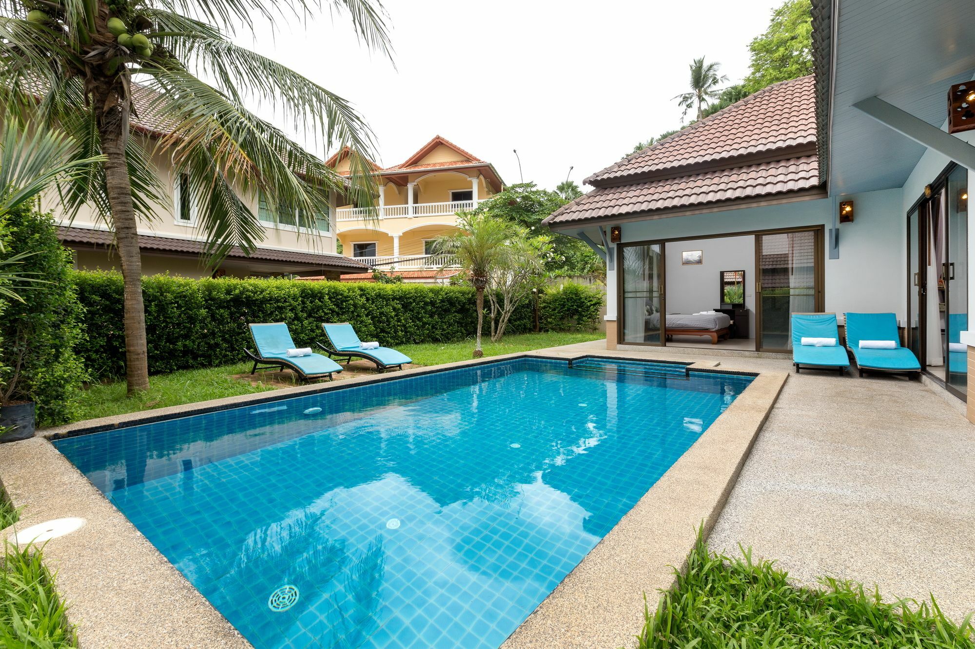 Karon Beach Pool Villa - Sha Extra Plus Экстерьер фото